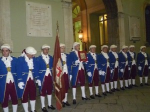 Cortile  del Comune durante la cerimonia della Candelora d'oro  