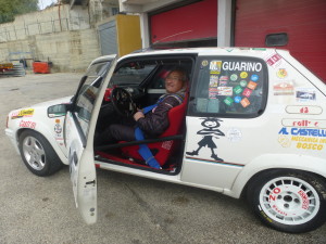 MICHELE GUARINO  su peugeot 205, a 72 anni ancora  sulla breccia 