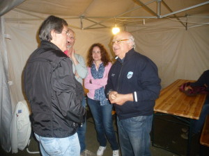 IL PRESIDENTE D ELAL  BOLOGNA  CORSE  FRANCESCO AMANTE  FA GLI ONORI DI CASA  ALLA TENDA  ACCOGLIENZA