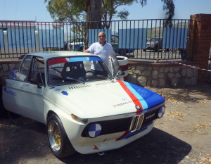 SALVO ASTA  GIUNTO DA  BOLOGNA  CON LA  SUA  BMW 2000 TC