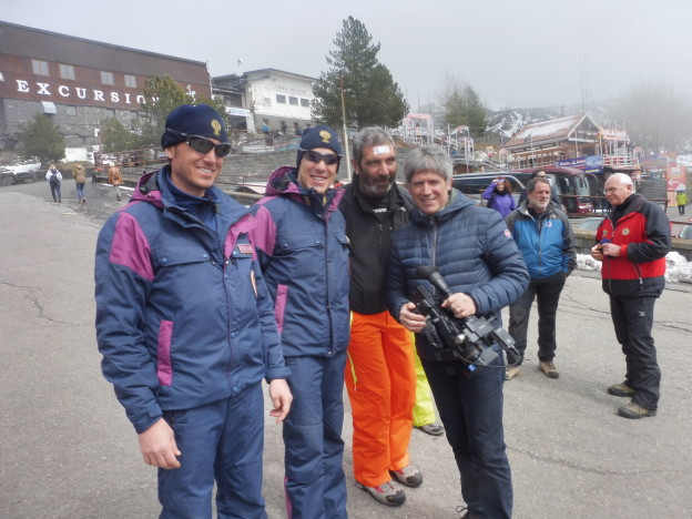 GIOVANNI TOMARCHIO A DX CON AMICI DELLA POLIZIA DELLA NEVE