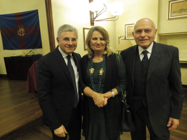 CARMELO GALATI CON SARAH E ENZO ZAPPULLA 