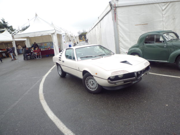 ANCHE QUESTA ALFA ROMEO MONTREAL DIFFICILMENT E PUO' AVERE UN PREZZO